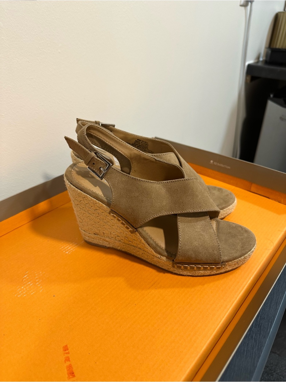 Apt. 9 Tan Suede Crisscross Espadrille Wedge Sandals